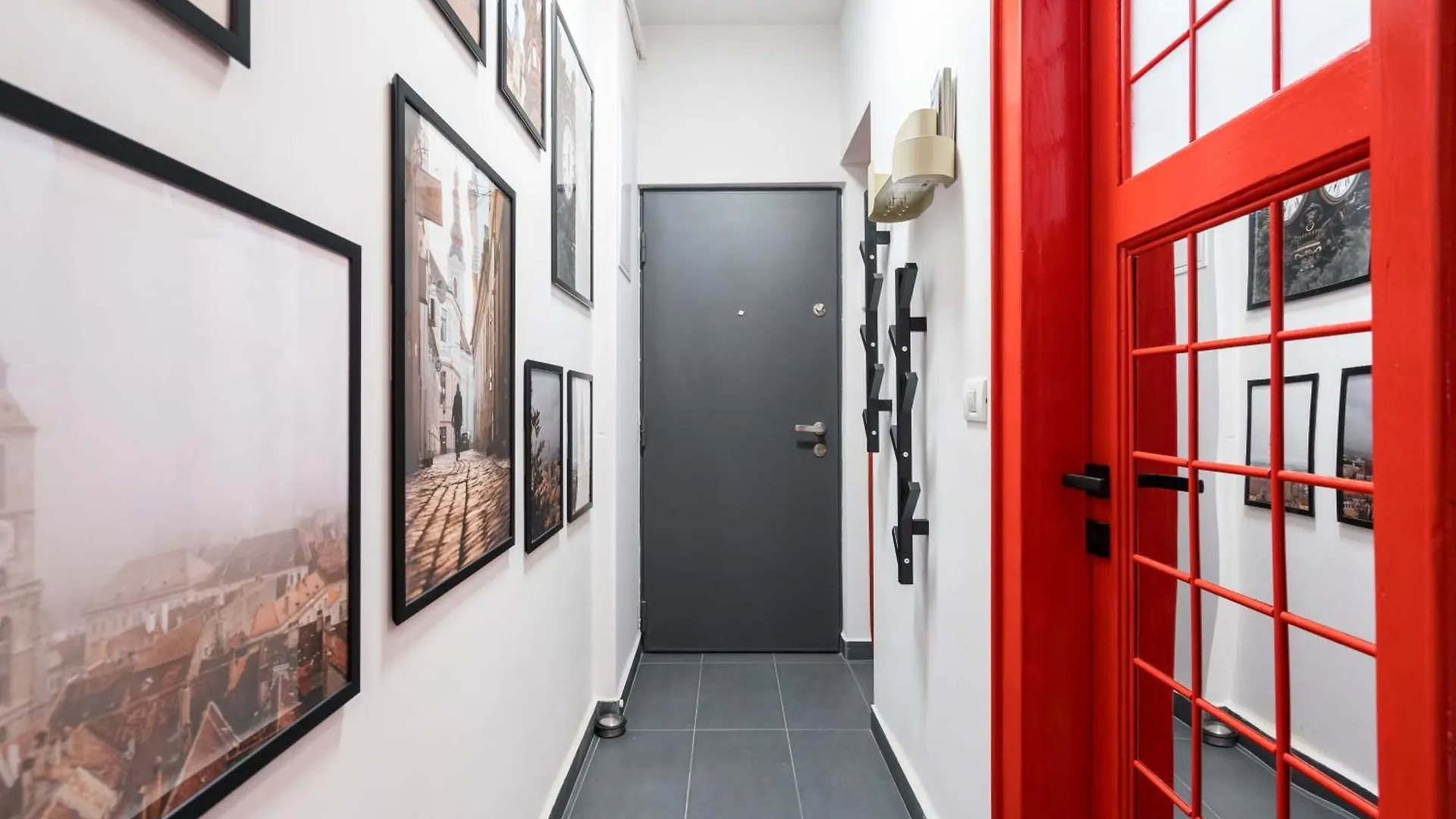 Greenwich Studio Calea Victoriei Bucharest 0*,  Romania